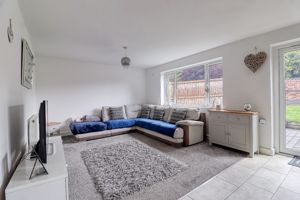 Lounge- click for photo gallery